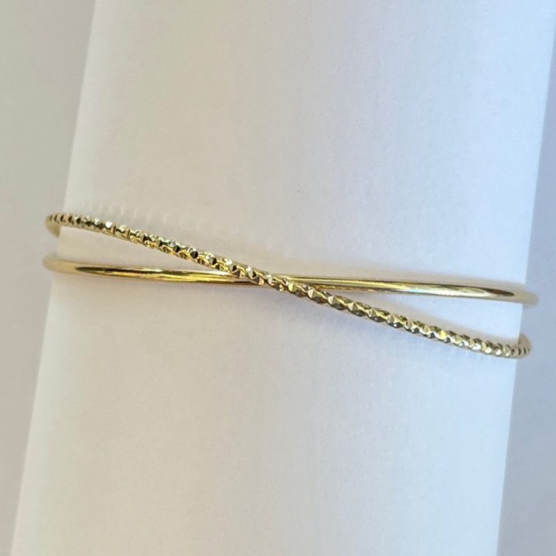 Bracelete Dourado Duplo Cruzado com Textura